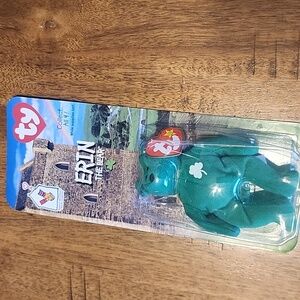 Erin The Bear TY Beanie Babies Collectible Rare Printing Errors "1993, Oakbrook"